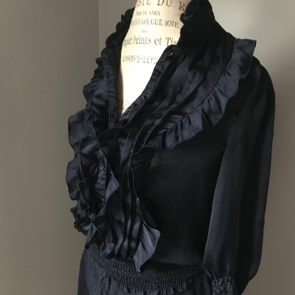 Victorian Ruffle Top - Picture 3 of 9